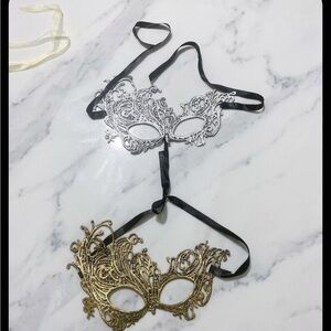 Elegant Lace Filigree Mask Set - Silver & Gold